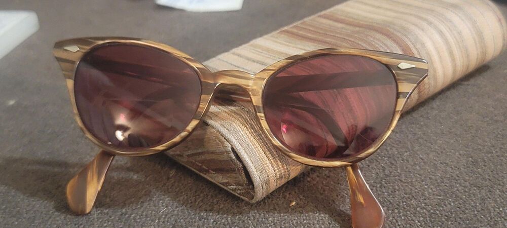 RARE VTG American Optical Women's Sunglasses Calobar lenses w Tan-Amber tint